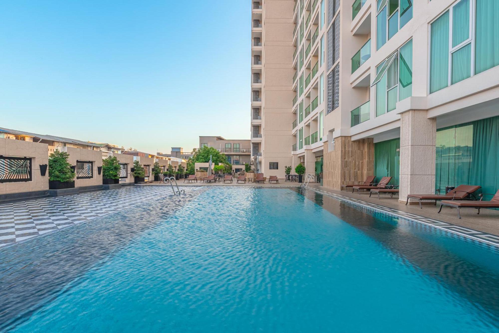 City Garden Tower By Pattaya Holiday Exterior photo